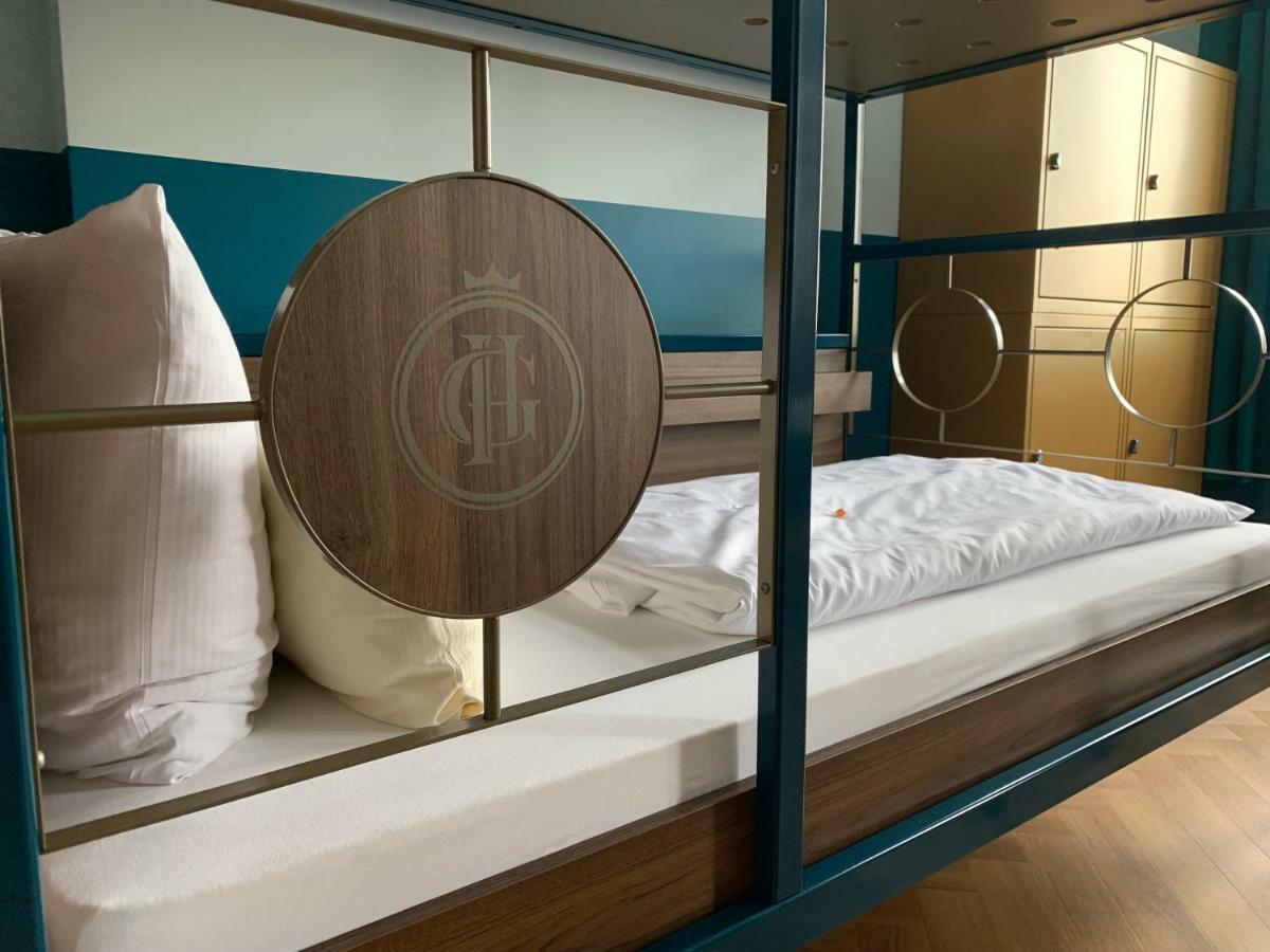Bed 4-Bed Mixed Dormitory Room